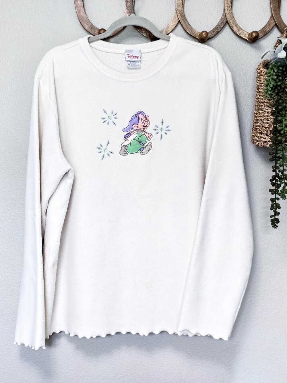 Disney Store Dopey Snow White Fleece Top Women's XL Embroidered Ruffle